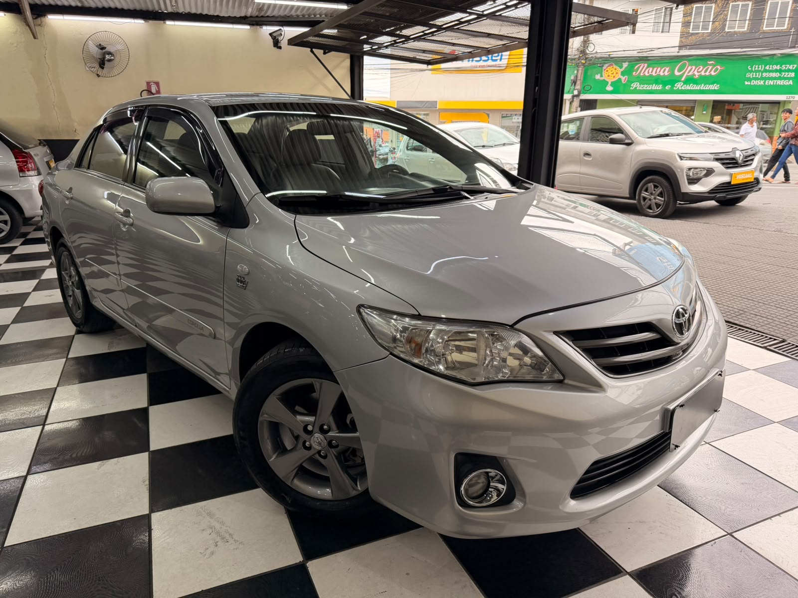 Corolla GLi 1.8 AT 2011/2012
